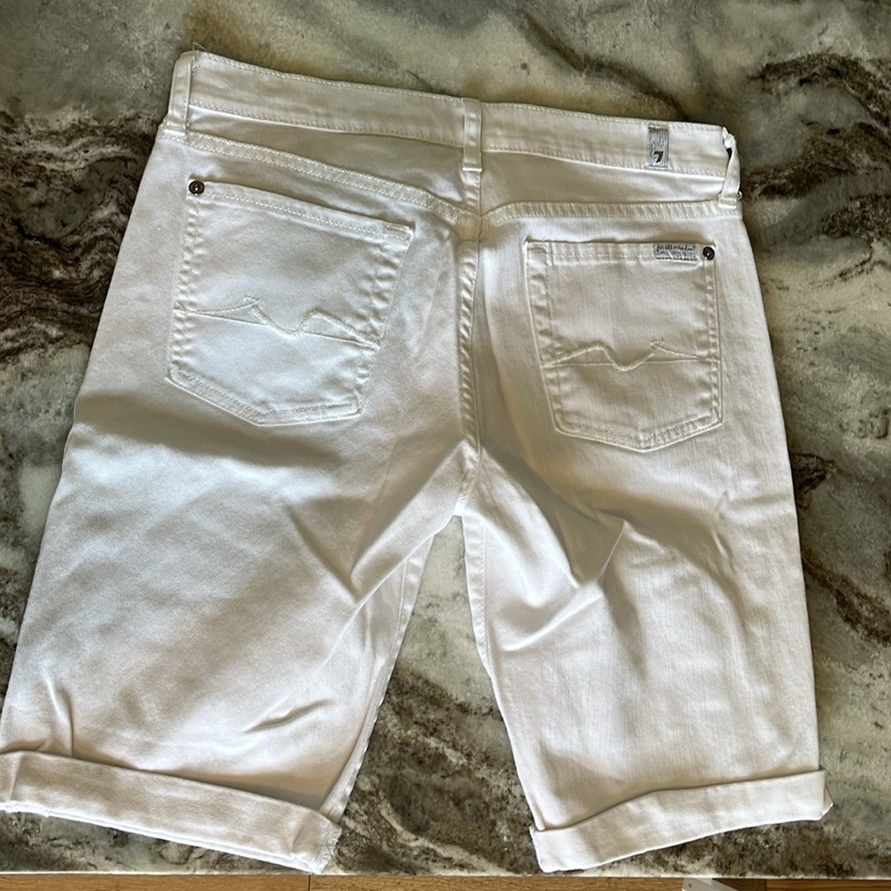 White 7 For All Mankind Cuffed Jean Shorts - Size 27